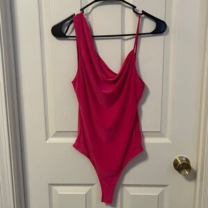 2 Saints NWT Hot Pink One-Shoulder Bodysuit Size M
